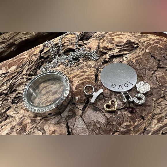 Authentic South Hill Floating locket Necklace Floating Charms Love Dog Music C - Picture 2 of 10